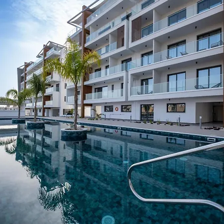 Universal Residences D Iii Apartamento Paphos
